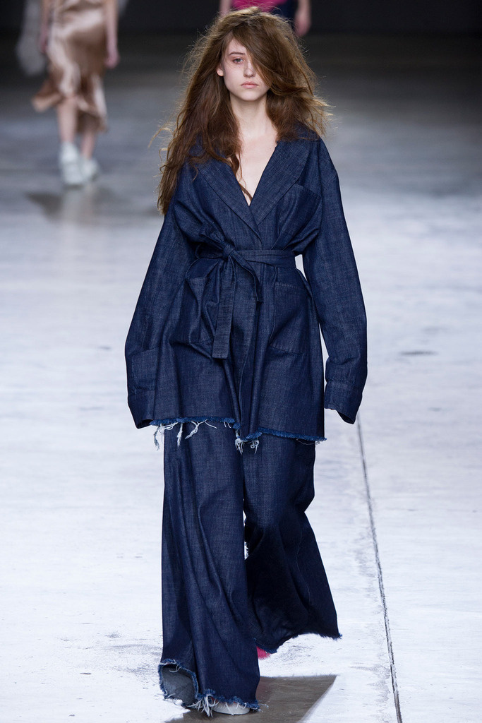 marquesaalmeida_pasarela_744330139_683x